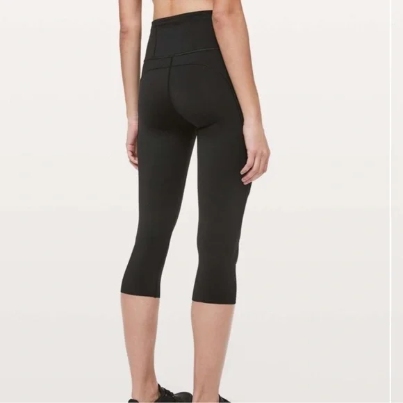 Lululemon Fast & Free Crop II *Nulux 19